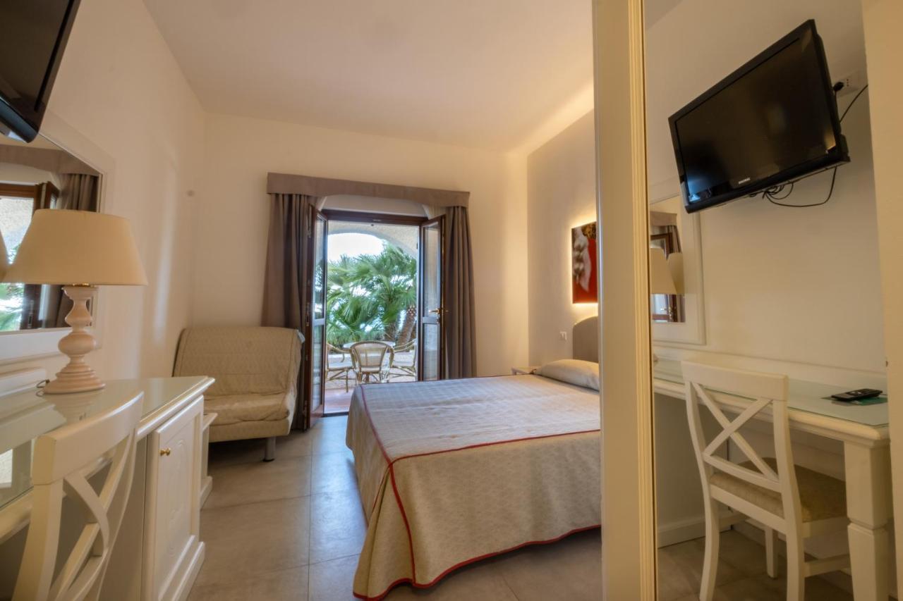 Hotel Punta Negra 4*