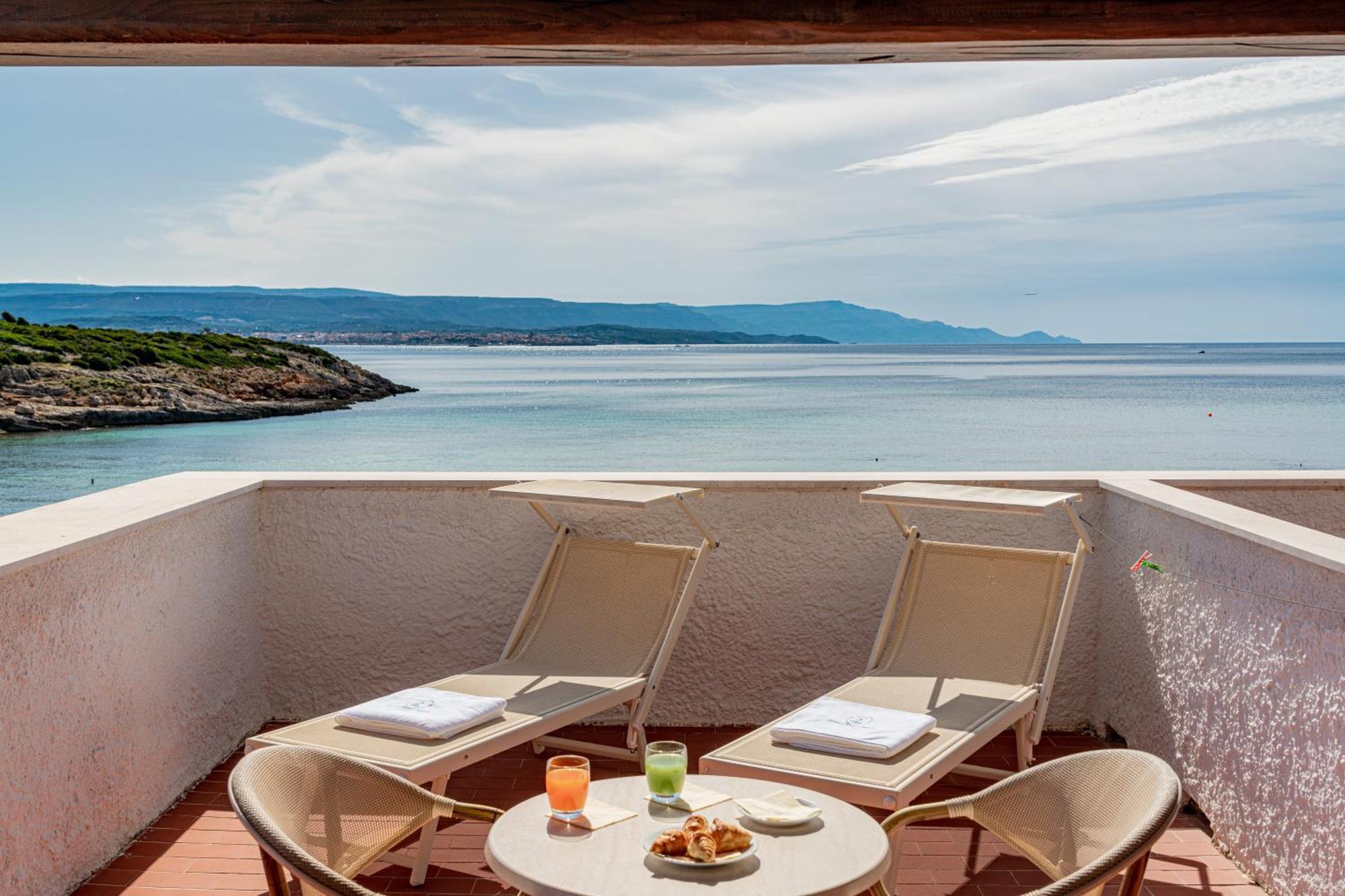 Punta Negra 4*