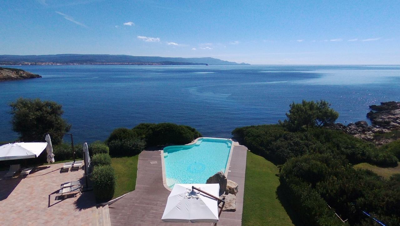 Punta Negra 4*
