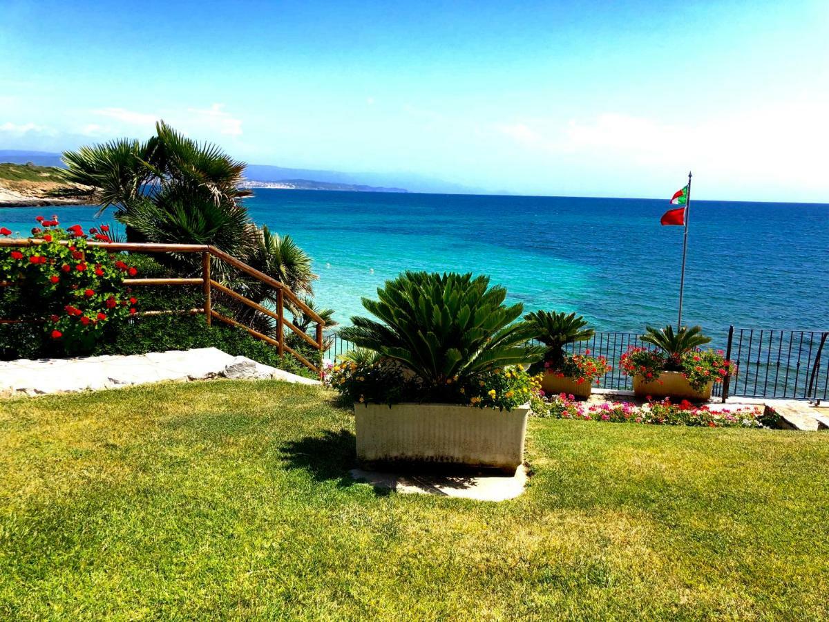 Punta Negra Hotel 4*